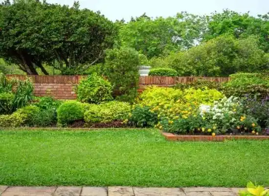 landscaping services Elkhorn City